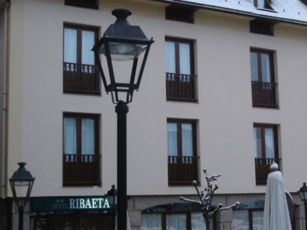Imagen general del Hotel Ribaeta. Foto 5