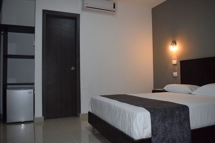 Imagen de la habitación del Hotel Ribai Hotels Santa Marta. Foto 3