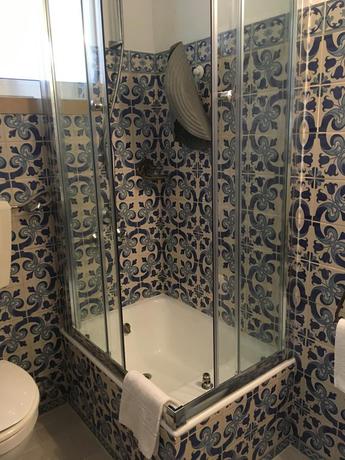 Imagen de la habitación del Hotel Ribamar. Foto 4