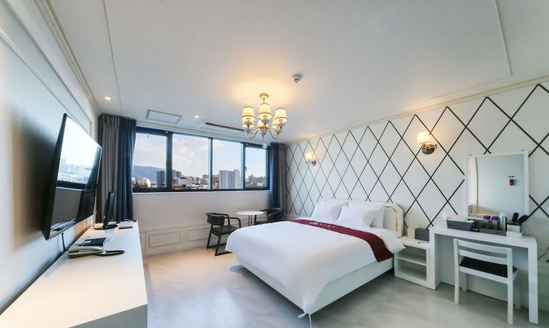 Imagen de la habitación del Hotel Ribe. Foto 9