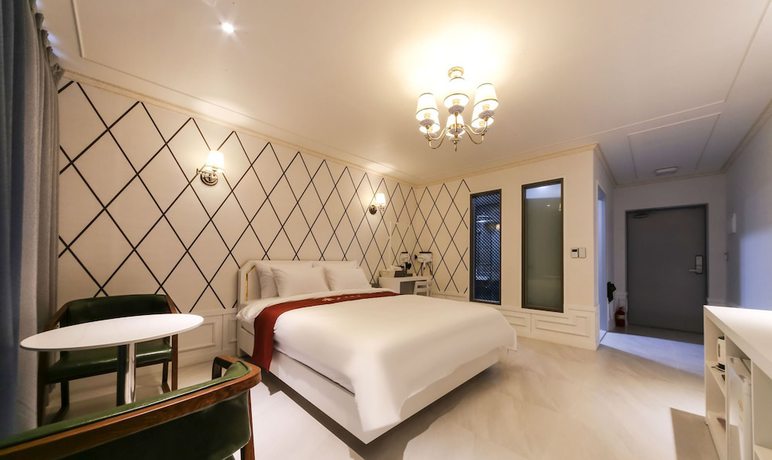 Imagen de la habitación del Hotel Ribe. Foto 14