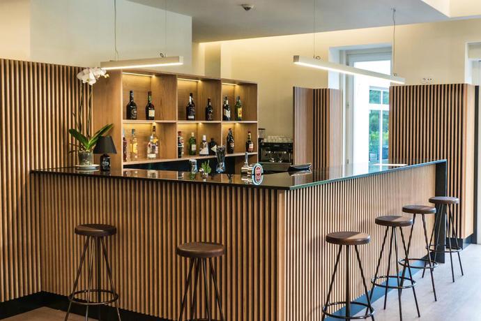 Imagen del bar/restaurante del Hotel Ribeira Collection Hotel By Piamonte Hotels. Foto 6