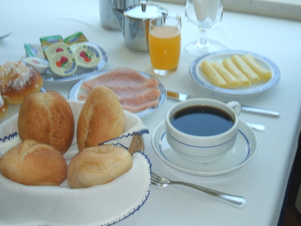 Imagen del bar/restaurante del Hotel Ribeiro. Foto 2