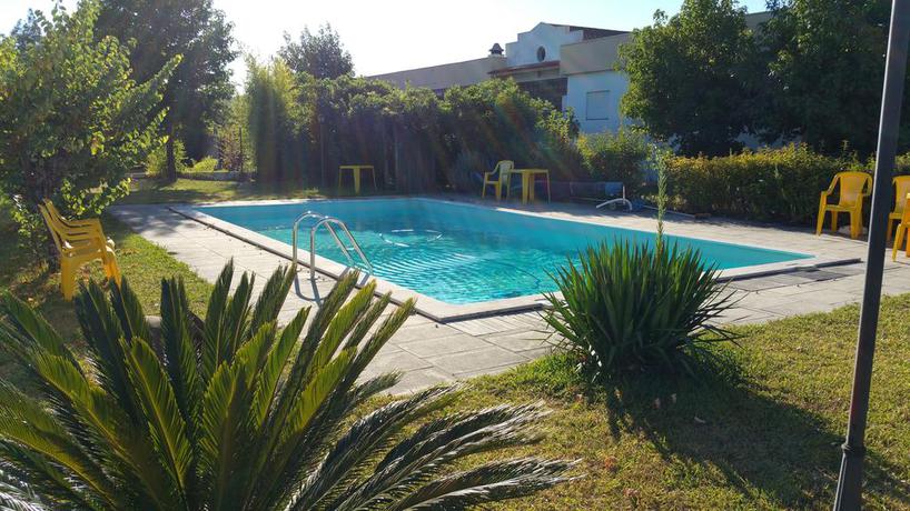 Imagen de la piscina del Hotel Ribeirotel. Foto 9