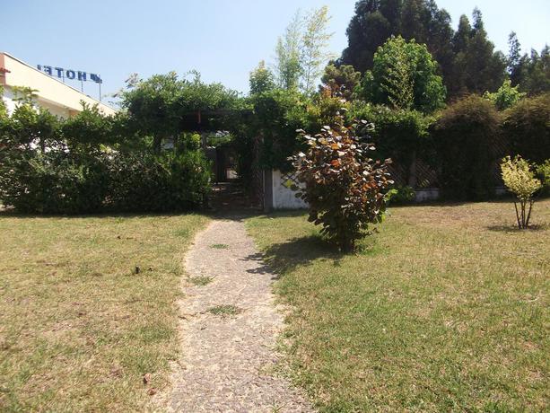 Imagen de los exteriores del Hotel Ribeirotel. Foto 8