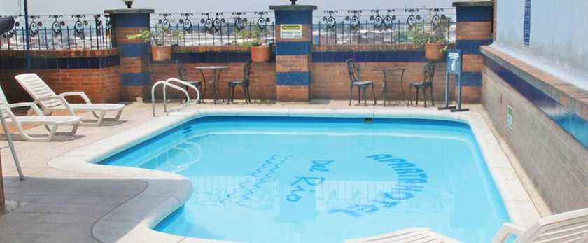 Imagen de la piscina del Hotel Ribera Del Rio Av 2n. Foto 18