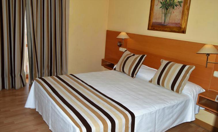 Imagen de la habitación del Hotel Ribera del Duero. Foto 11