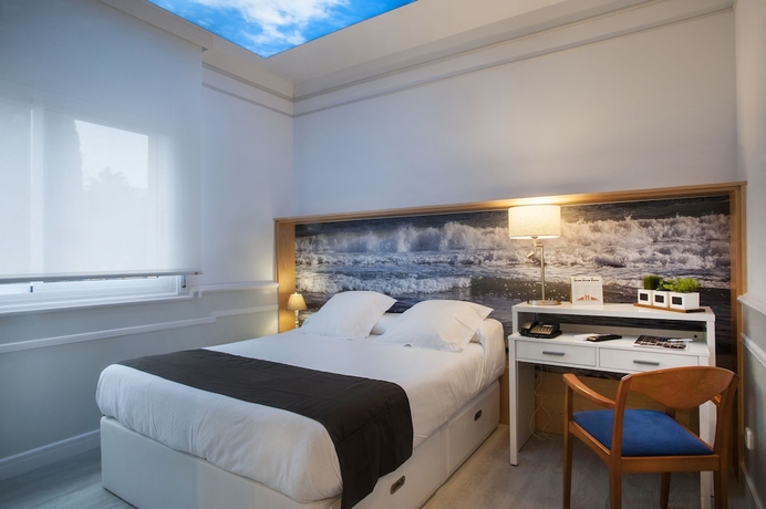 Imagen de la habitación del Hotel Ribes Roges. Foto 15