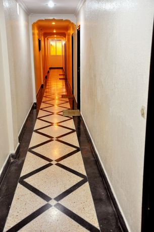 Imagen de los interiores del Hotel Ribis. Foto 16
