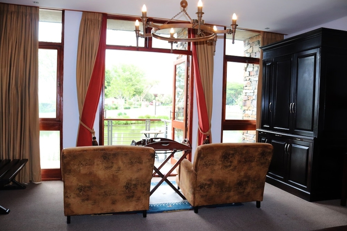 Imagen de la habitación del Hotel Riboville. Foto 14