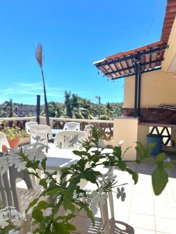 Imagen de la habitación del Hotel Ricardos Bungalows. Foto 2