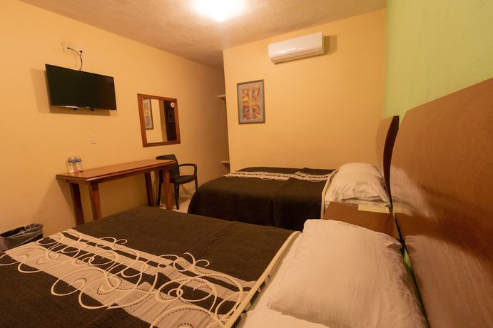 Imagen de la habitación del Hotel Ricarlo. Foto 11