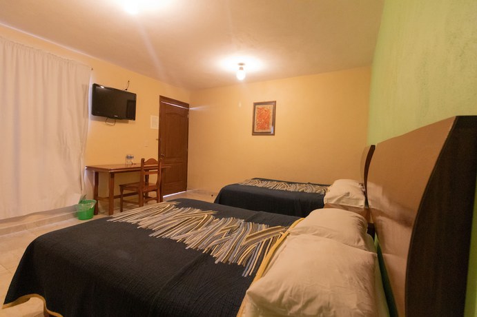 Imagen de la habitación del Hotel Ricarlo. Foto 12