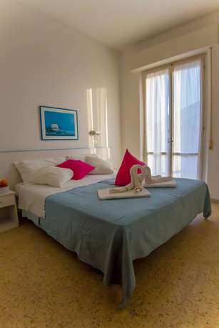 Imagen de la habitación del Hotel Riccardi. Foto 11