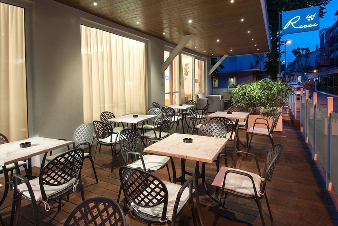 Imagen de la habitación del Hotel Ricci, Rimini. Foto 15