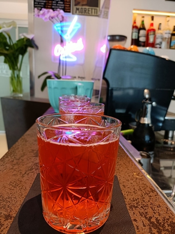 Imagen del bar/restaurante del Hotel Ricci, Rimini. Foto 5