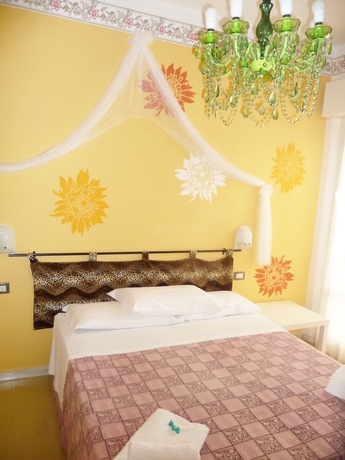 Imagen de la habitación del Hotel Riccione Beach. Foto 6