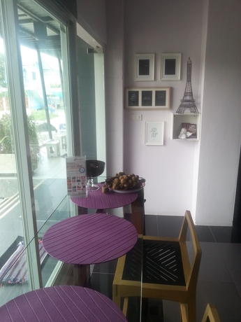 Imagen del bar/restaurante del Hotel Ricco Residence Suvarnabhumi. Foto 2