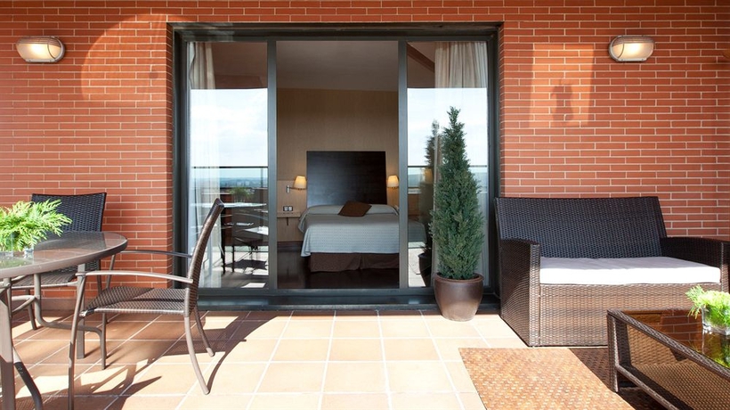 Imagen de los exteriores del Hotel Rice Bulevar. Foto 7