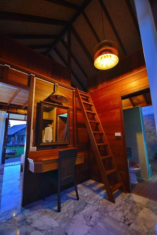 Imagen de los interiores del Hotel Rice Farm Villa Suratthani. Foto 13