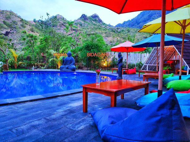Imagen de la piscina del Hotel Rich Farmer Eco House and Yoga. Foto 20