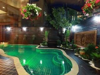 Imagen de la piscina del Hotel Rich Lanna House, Chiang Mai Ciudad. Foto 29