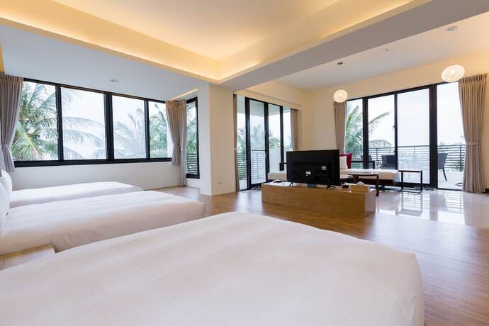 Imagen de la habitación del Hotel Rich Sunshine Inn. Foto 15