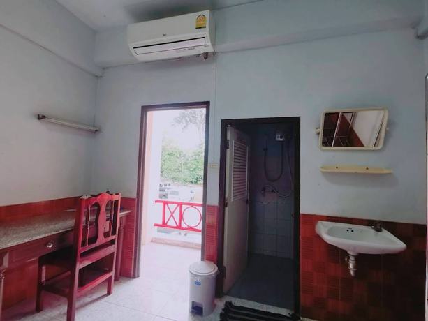 Imagen de la habitación del Hotel Rich, Udon Thani. Foto 3