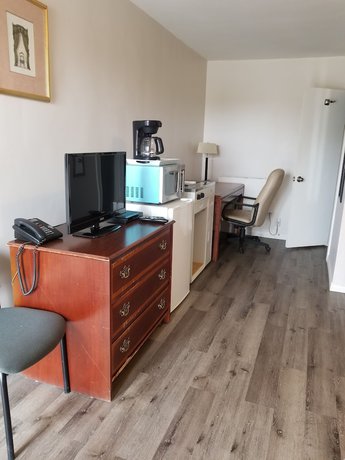 Imagen de la habitación del Hotel Richard Lake Motel. Foto 6