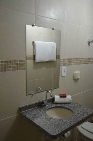 Imagen de la habitación del Hotel Richard, Porto Velho. Foto 5