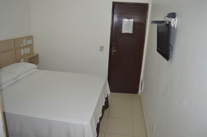 Imagen de la habitación del Hotel Richard, Porto Velho. Foto 6