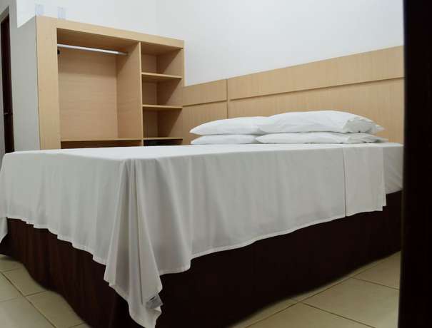 Imagen de la habitación del Hotel Richard, Porto Velho. Foto 10