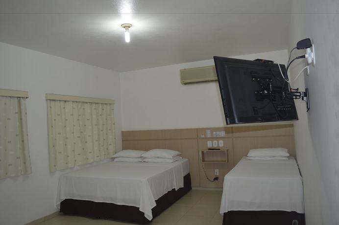 Imagen de la habitación del Hotel Richard, Porto Velho. Foto 11