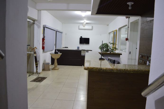 Imagen de los interiores del Hotel Richard, Porto Velho. Foto 17