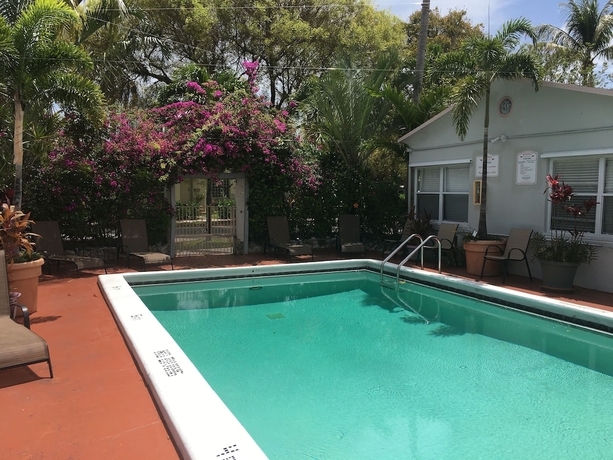 Imagen general del Hotel Richards Motel Courtyard. Foto 1