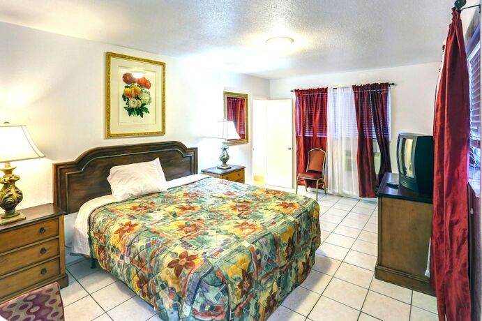Imagen general del Hotel Richard\'s Motel. Foto 16