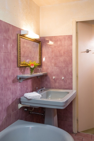 Imagen de la habitación del Hotel Richelieu, Menton. Foto 8