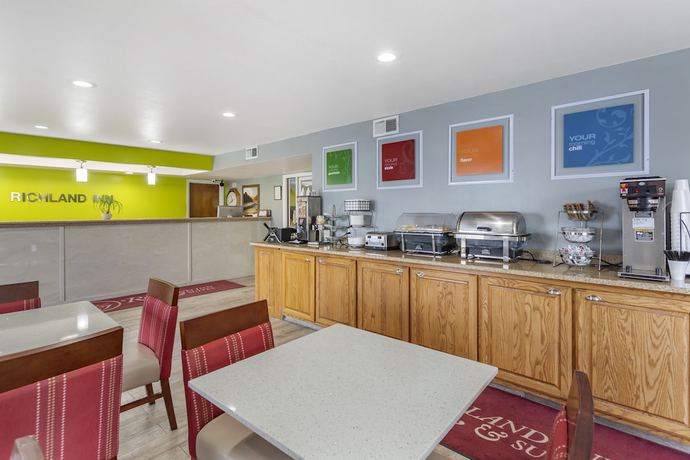 Imagen del bar/restaurante del Hotel Richland Inn Of Columbia. Foto 4