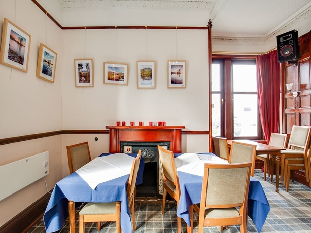 Imagen del bar/restaurante del Hotel Richmond Arms. Foto 8