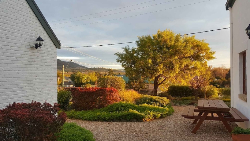 Imagen de los exteriores del Hotel Richmond Barracks. Foto 17