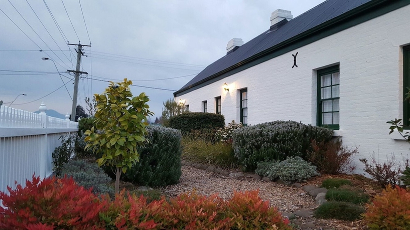 Imagen de los exteriores del Hotel Richmond Barracks. Foto 18