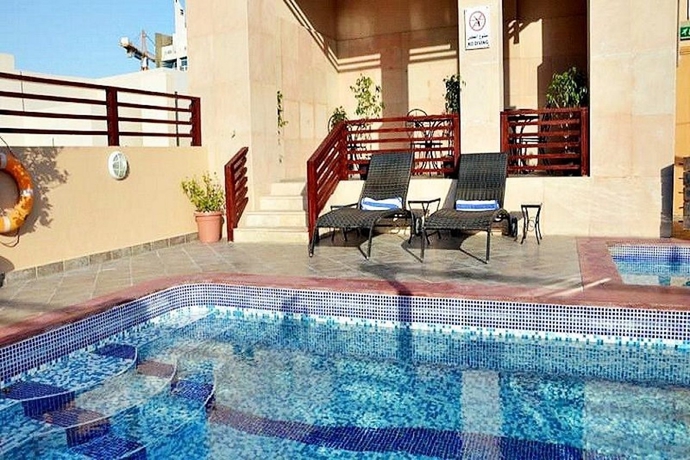 Imagen general del Hotel Richmond Greens. Foto 3