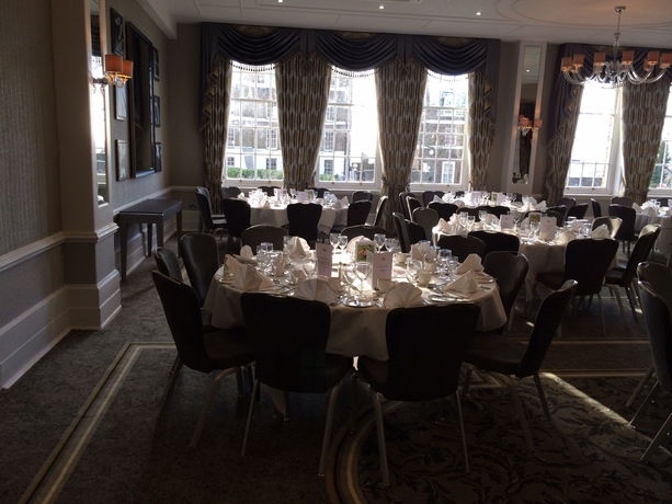 Imagen de los interiores del Hotel Richmond Hill. Foto 11