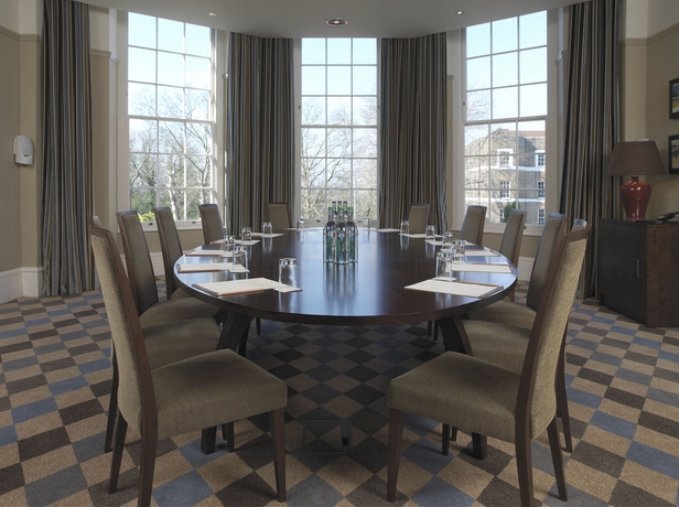 Imagen de los interiores del Hotel Richmond Hill. Foto 14