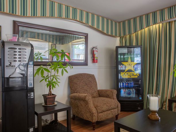Imagen de los interiores del Hotel Richmond Hill ON North. Foto 17