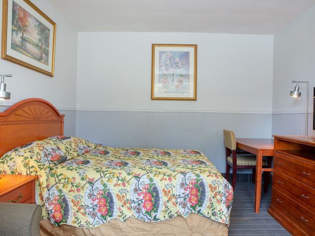 Imagen de la habitación del Hotel Richmond Hill ON North. Foto 9