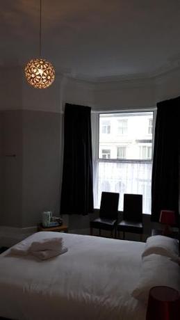 Imagen de la habitación del Hotel Richmond House. Foto 6