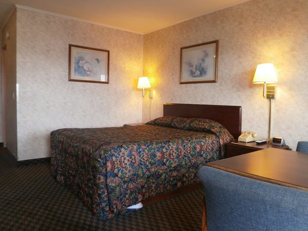 Imagen de la habitación del Hotel Richmond Inn and Suites, Richmond. Foto 6