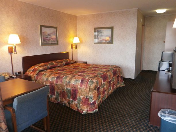 Imagen de la habitación del Hotel Richmond Inn and Suites, Richmond. Foto 15