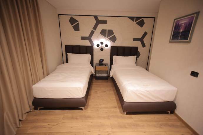 Imagen de la habitación del Hotel Richmond, KORCE. Foto 8